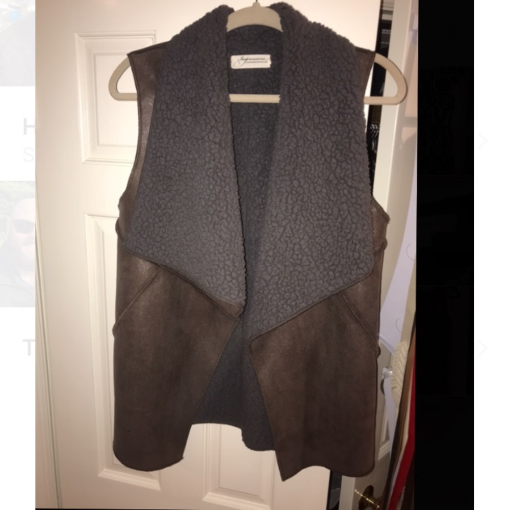 Impressions leather vest